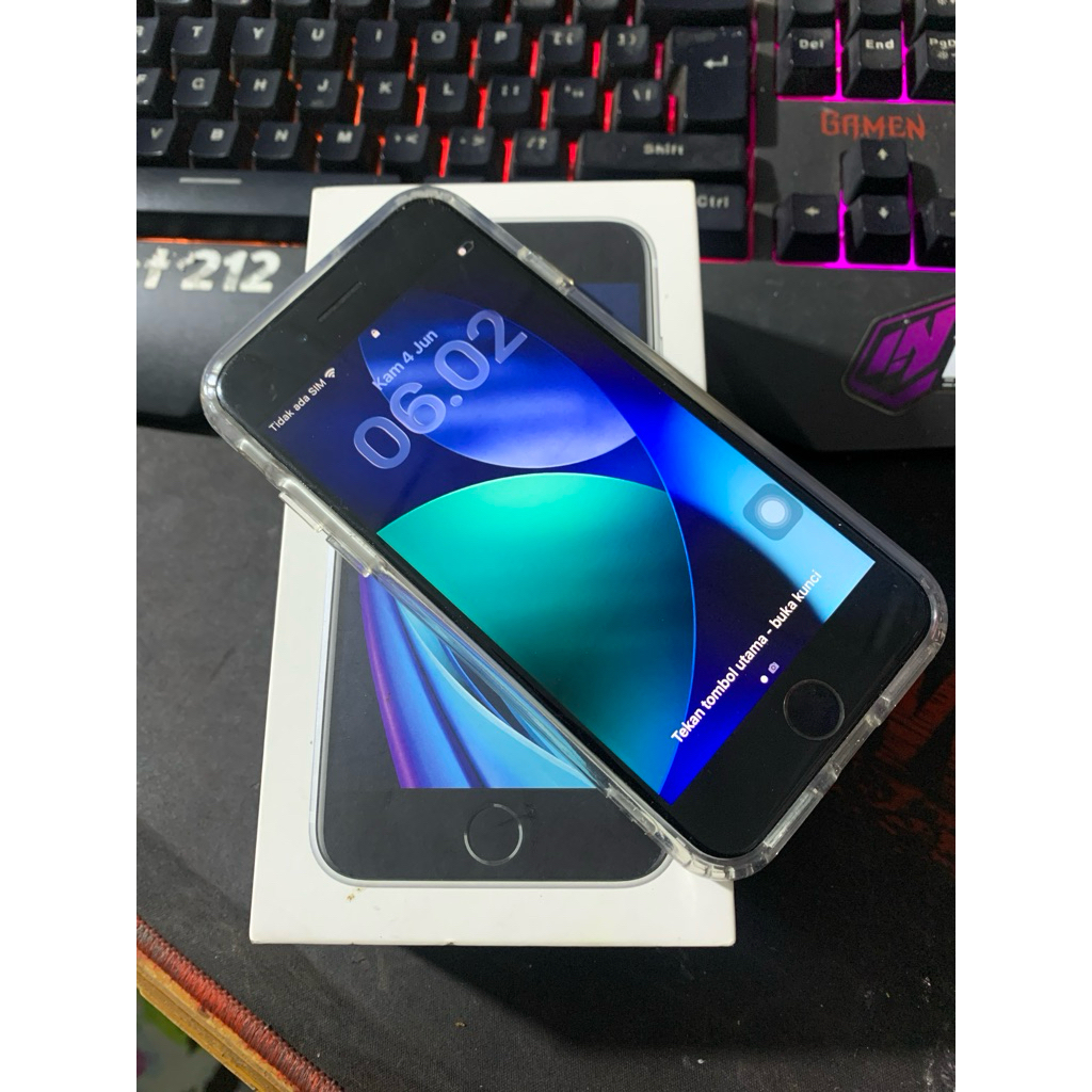 HANDPHONE IP IPHONE SE SECOND IBOX INTERNAL 64 GB