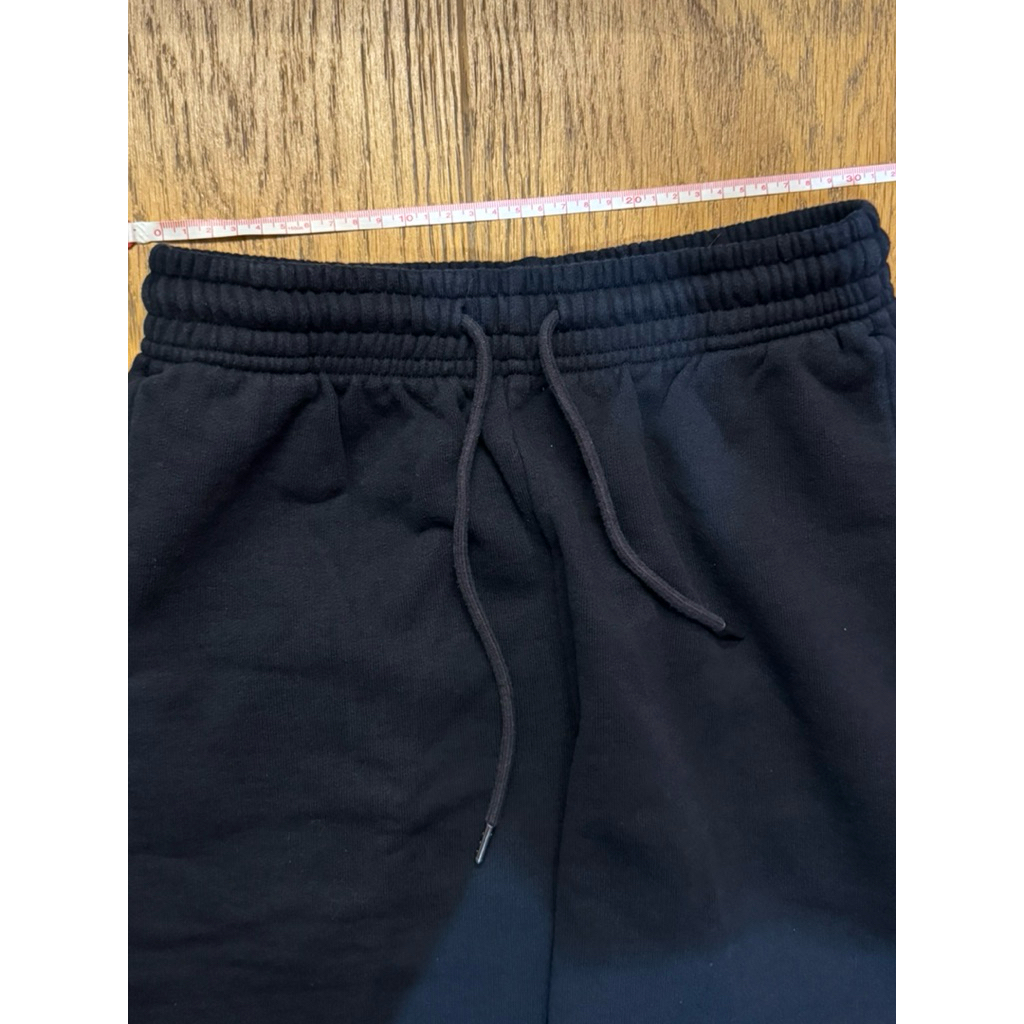 uniqlo sweatpants