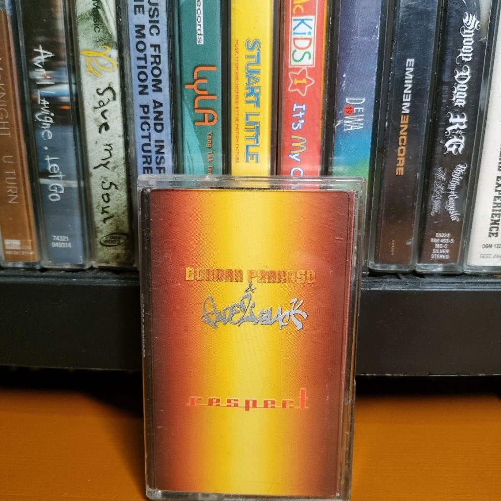 Kaset Pita Bondan Prakoso Respect Fade 2 Black Hidup Berawal Dari Mimpi bagus ok