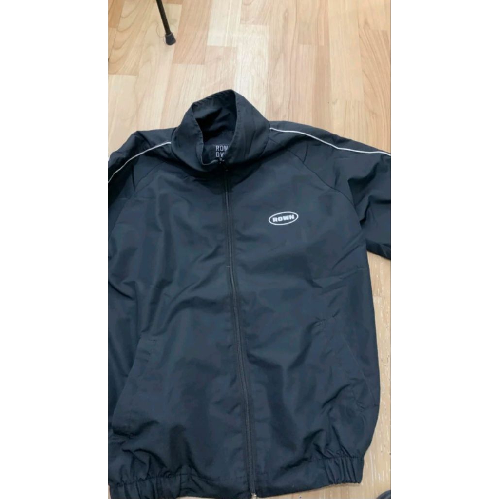 jaket rown preloved
