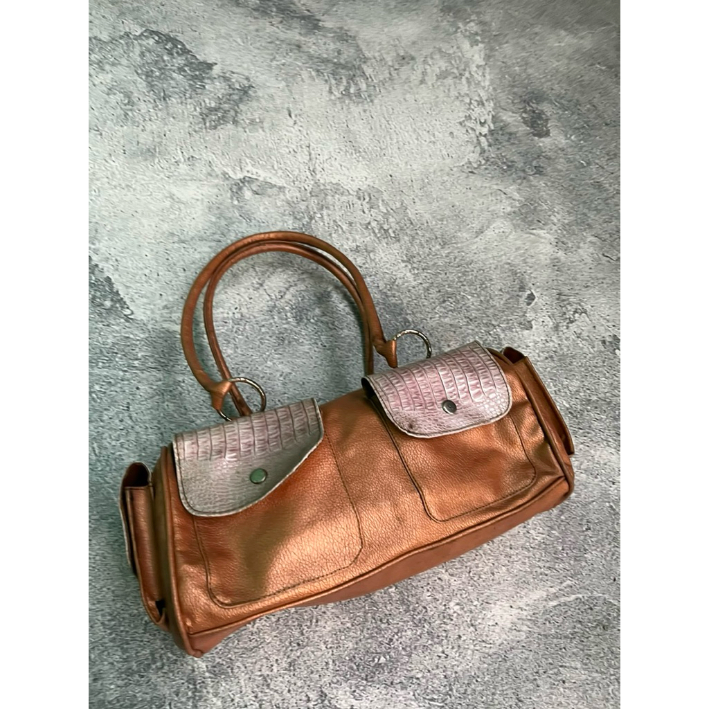 VINTAGE Y2K GUESS SHOULDER BAGS ICONIC