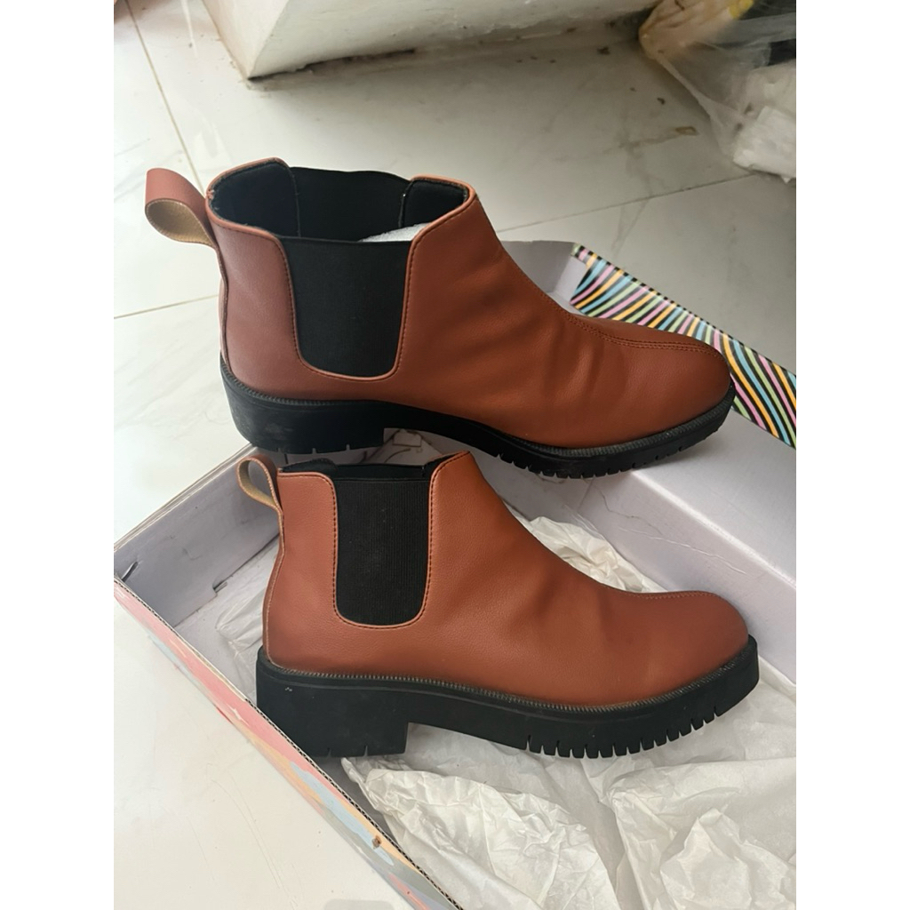 Boots Adorable Projects