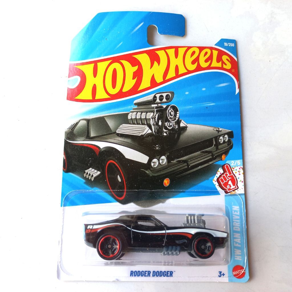 Hotwheels Rodger Dodger Hitam