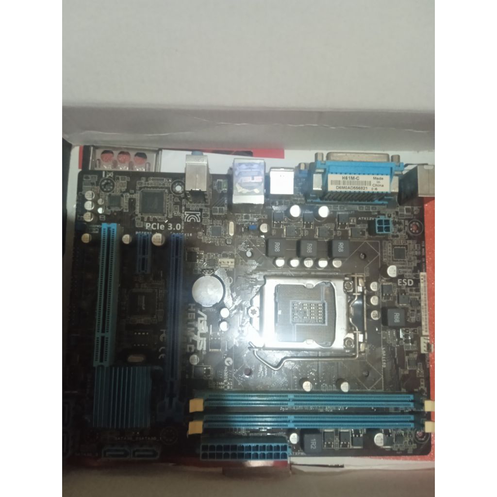 Motherboard (mobo) asus h61m-c 1155