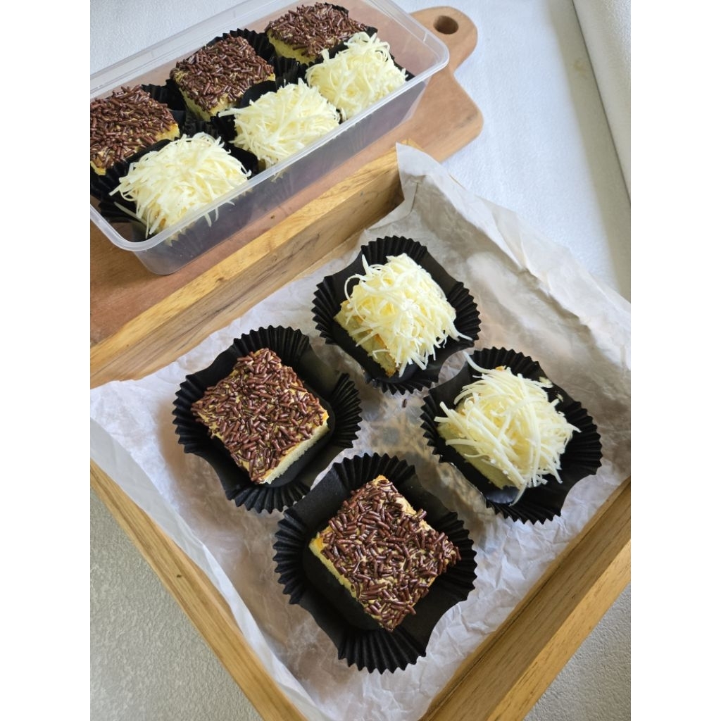 bolu jadul/bolu mini/kue/bolu/hadiah/hampers/cake