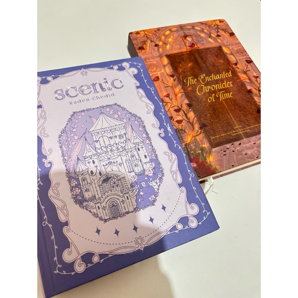 (Bundling) Preloved Novel Scenic Hardcover dan The Enchanted Chronicles of Time Hardcover