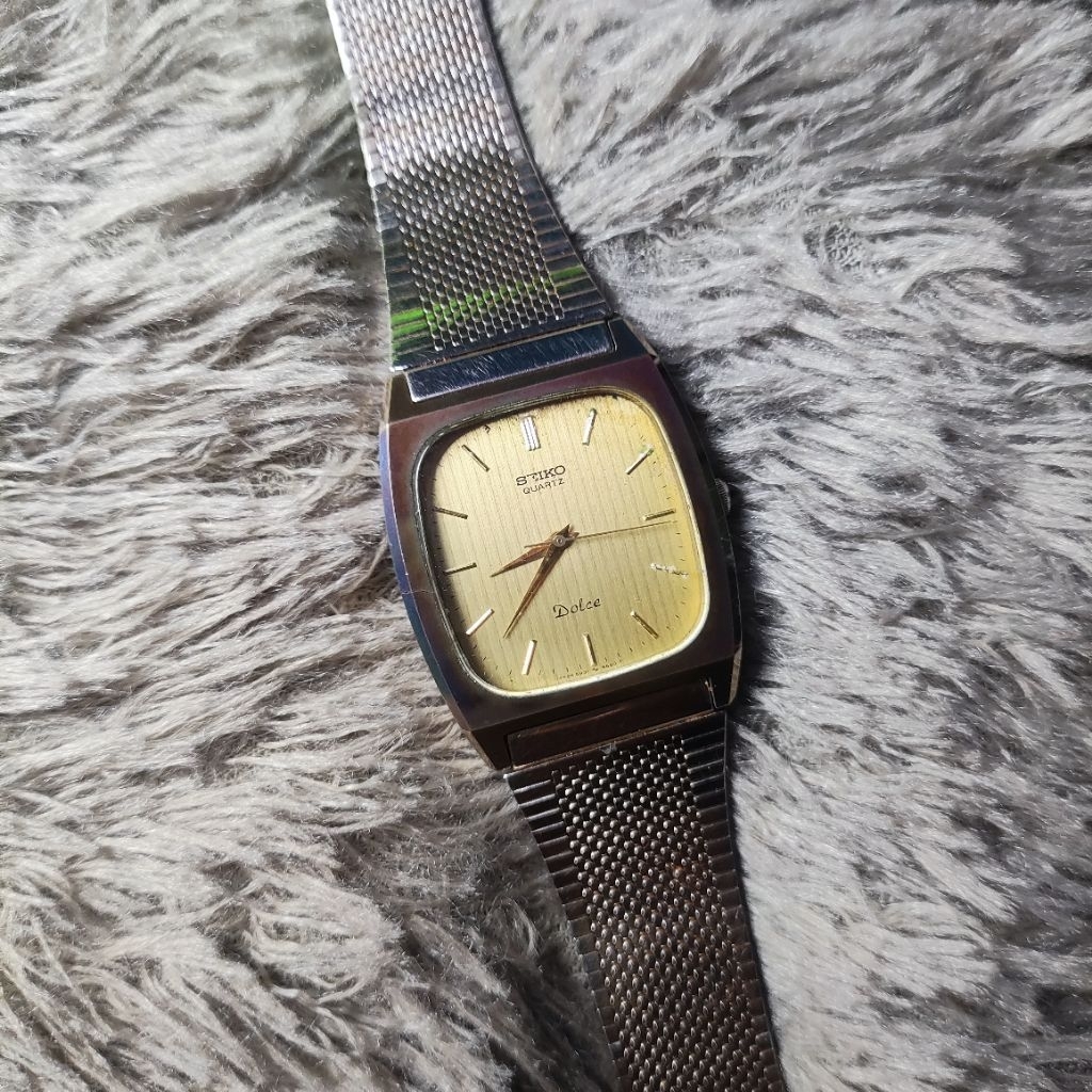 Seiko Dolce Tank Gold Tungsten Vintage Dresswatch