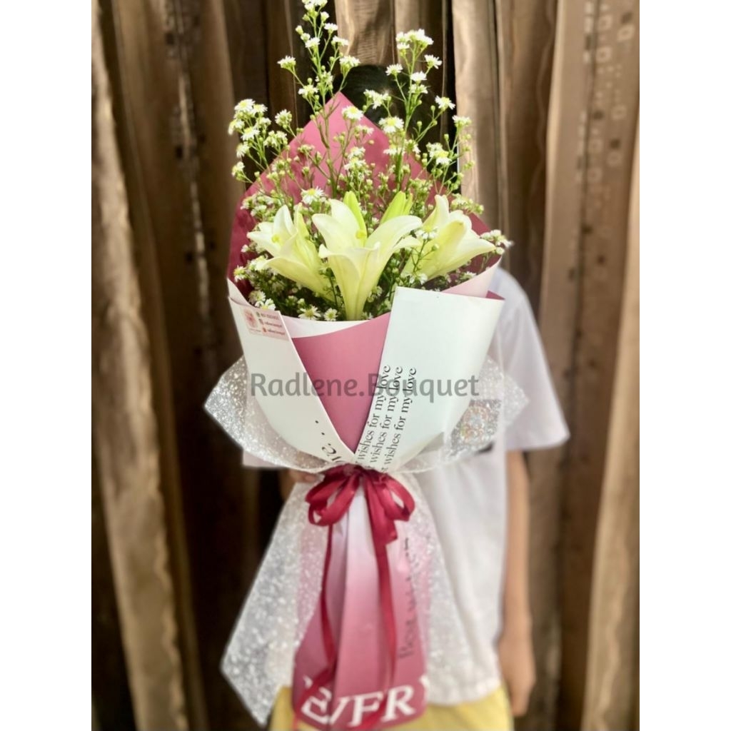 Fresh Flower Lily Bouquet
