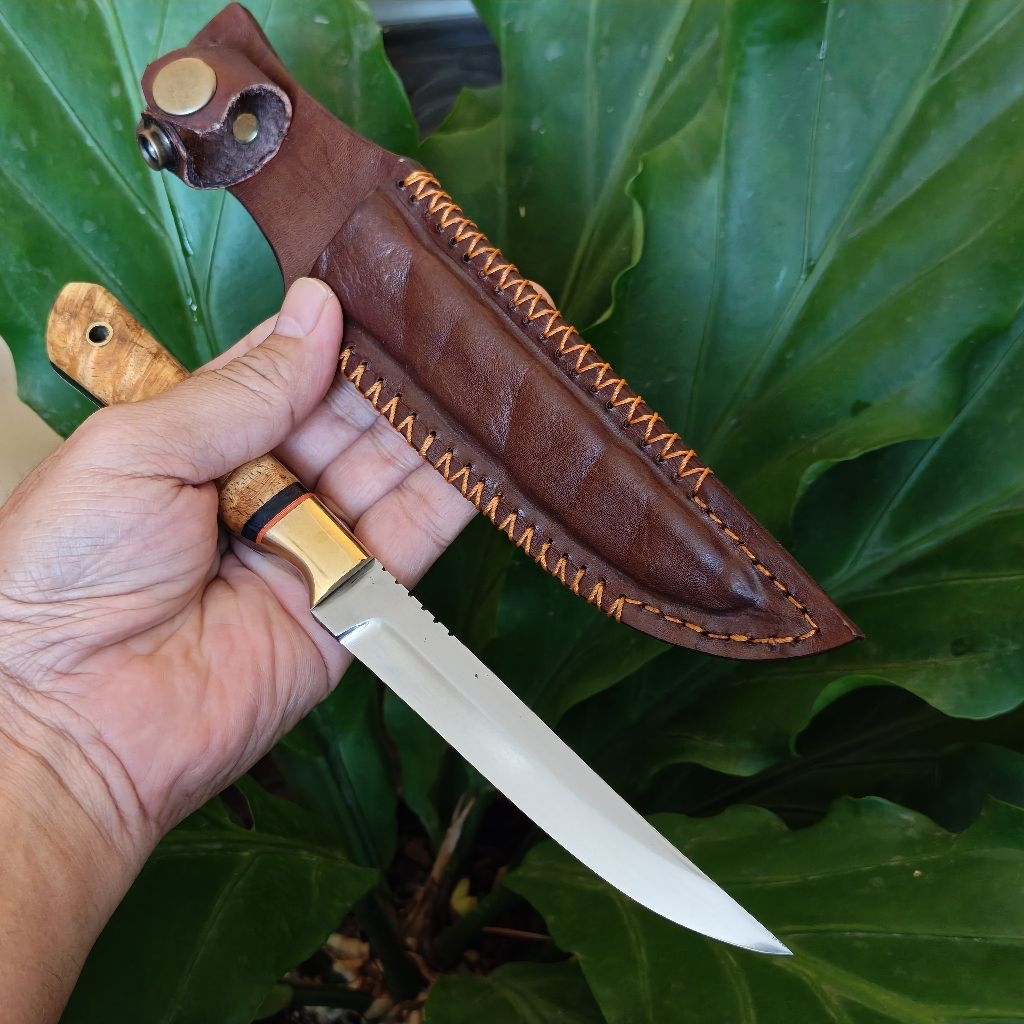 K110 fulltang Handmade Kitchen Skinner Knife.
Pisau dapur Bohler K110 fulltang super tajam tidak mud