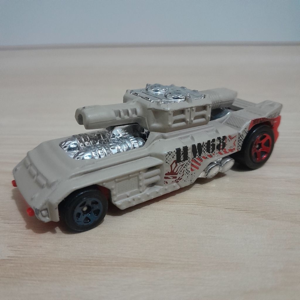 Hotwheels Invader