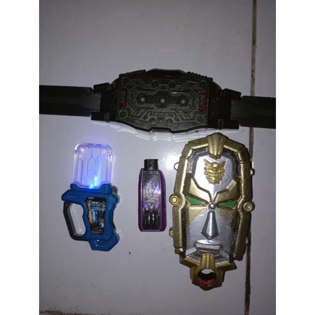 tiga dx dan gashat ct, gashat sudah modif di tambahin lampu