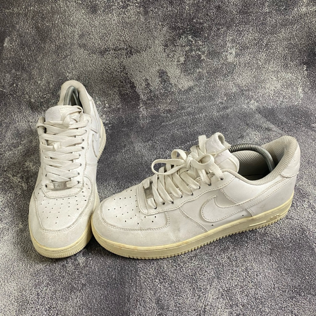 Sepatu Sneakers Nike Air Force 1 Second Original