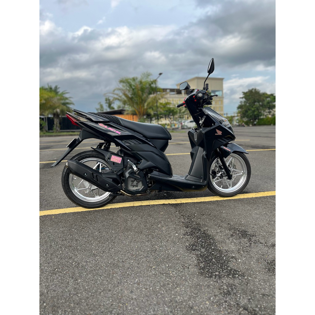 Hugger Airblade NEW pendek PNP Vario Techno 110 / Vario 110 Karbu (KVB) R14