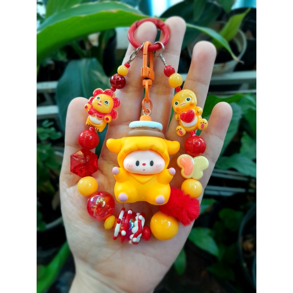Multifungsi bagcharm dan strap hp - warna merah kuning