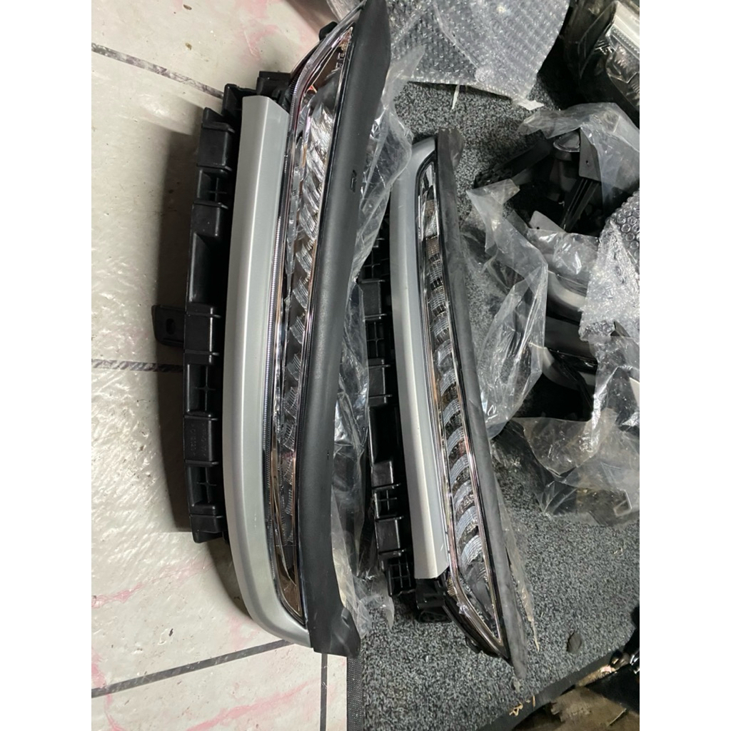 Lampu DRL wuling almaz original baru