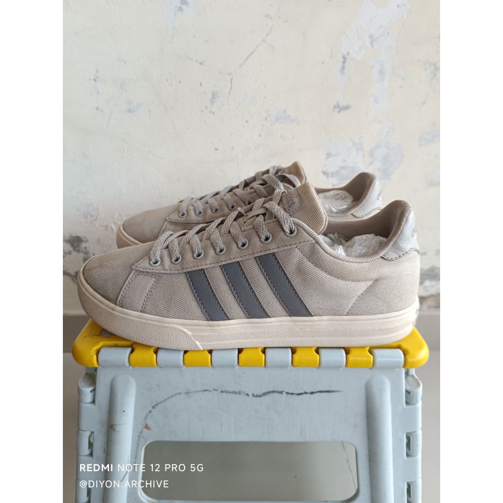 ADIDAS Daily 2.0 Grey Size 43 1/3