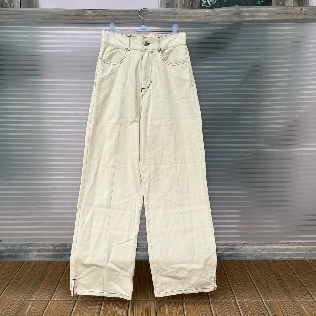 Wego Kulot Katun Jeans Tali Sepatu Cream