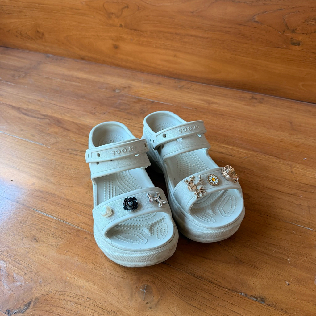 preloved sandal crocs