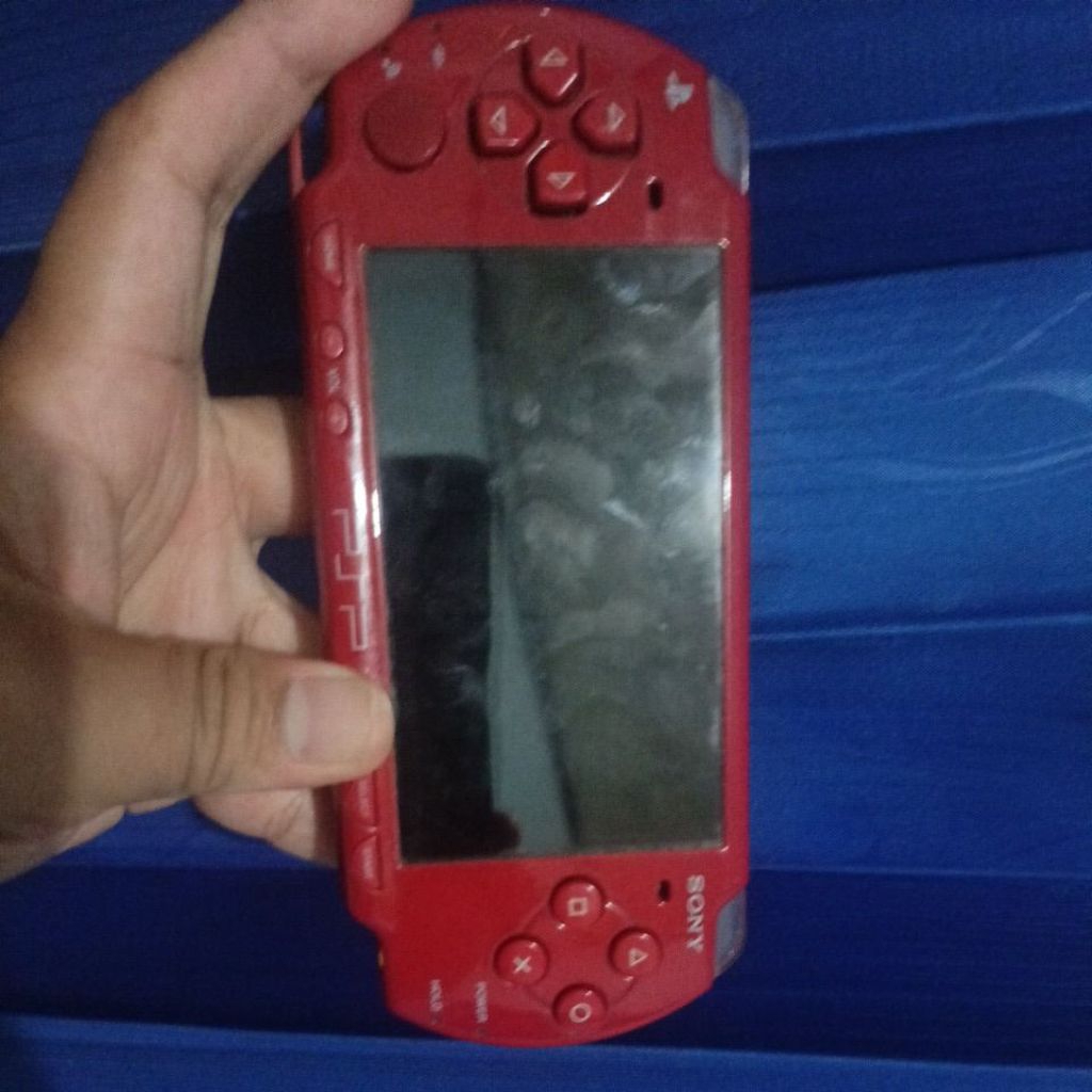 psp seri 2000 Minus Sesuai Deskripsi Pesanan Orang Sumatera