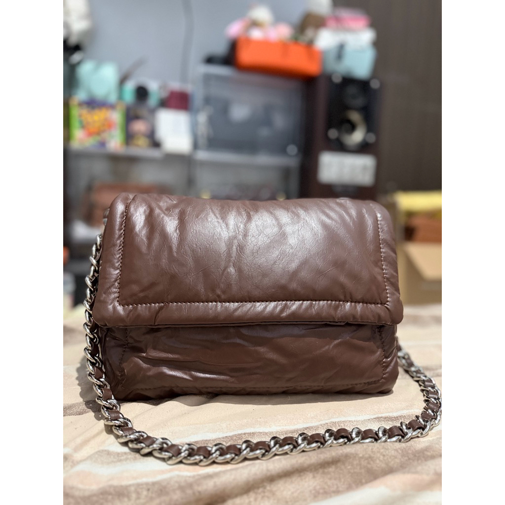 PL LIKE NEW KULAS MJ PILLOW