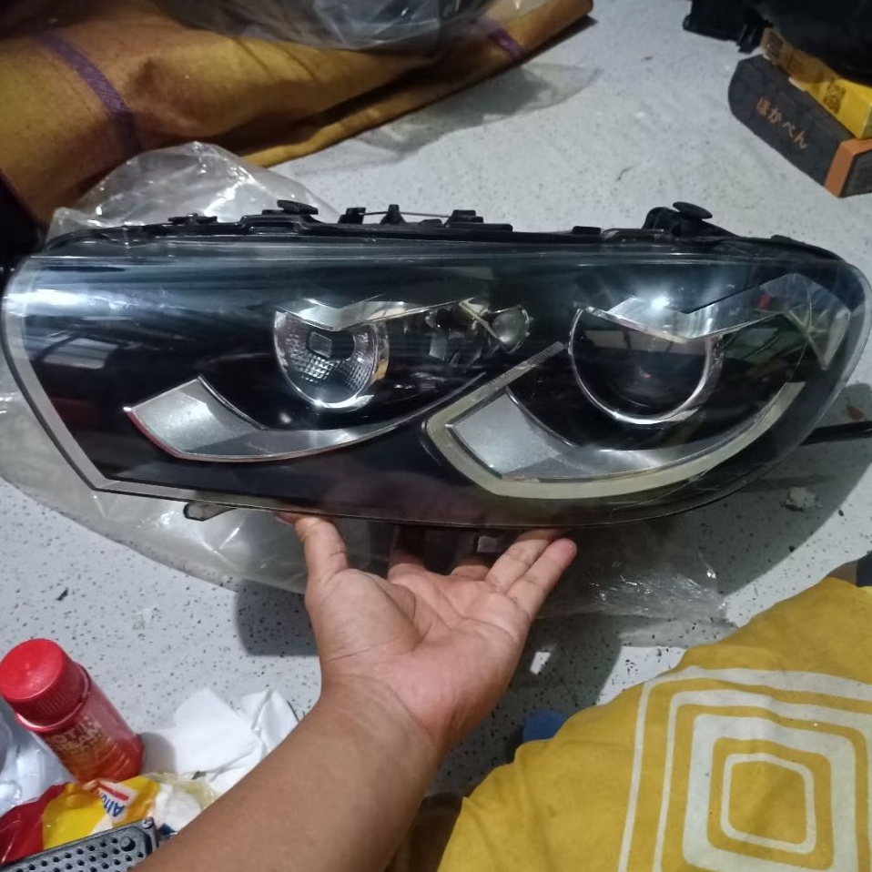 Lampu depan headlamp VW scirocco facelift