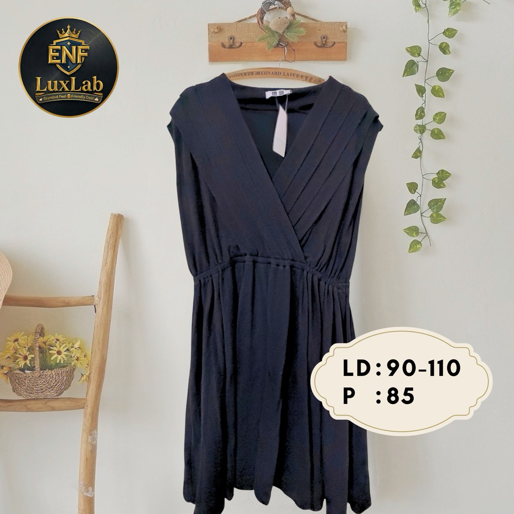 Dress Koleksi Pribadi Uniqlo