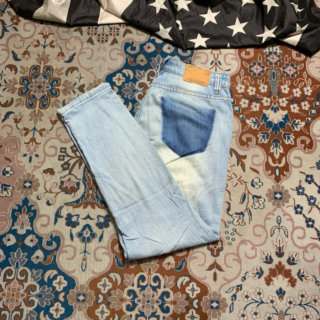 BLUE JEANS INVISIBLE REGULAR FIT