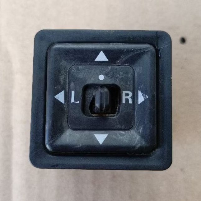 SWITCH SAKLAR SPION MITSUBISHI GALANT LELE ETERNA LANCER DANGAN COPOTAN