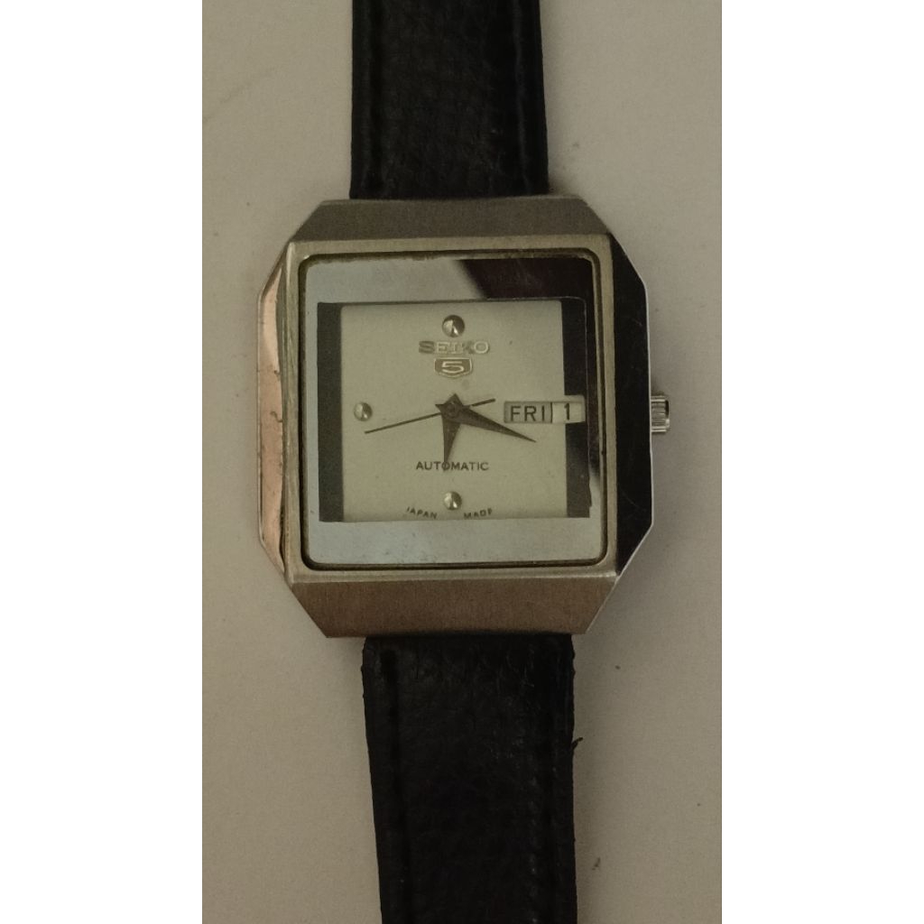 Seiko 5 automatic watch (mati)