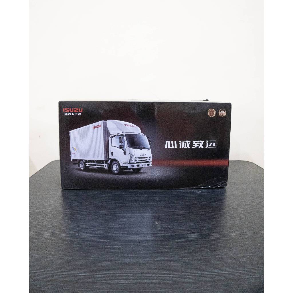 Jual Diecast / Miniatur mobil Truk Isuzu ES5 Elf JMC skala 18 dealer Box autoart