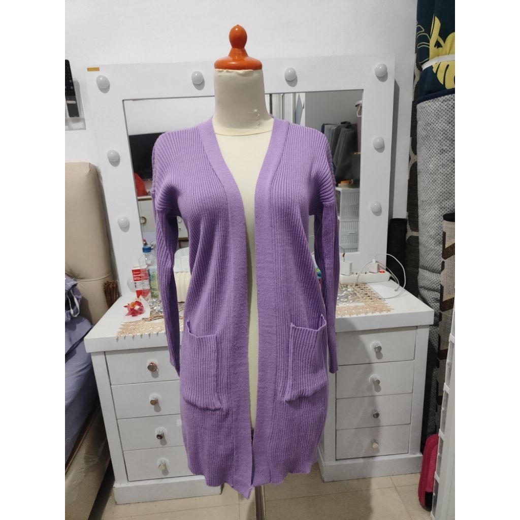 Preloved Cardigan Rajut Ungu Lilac