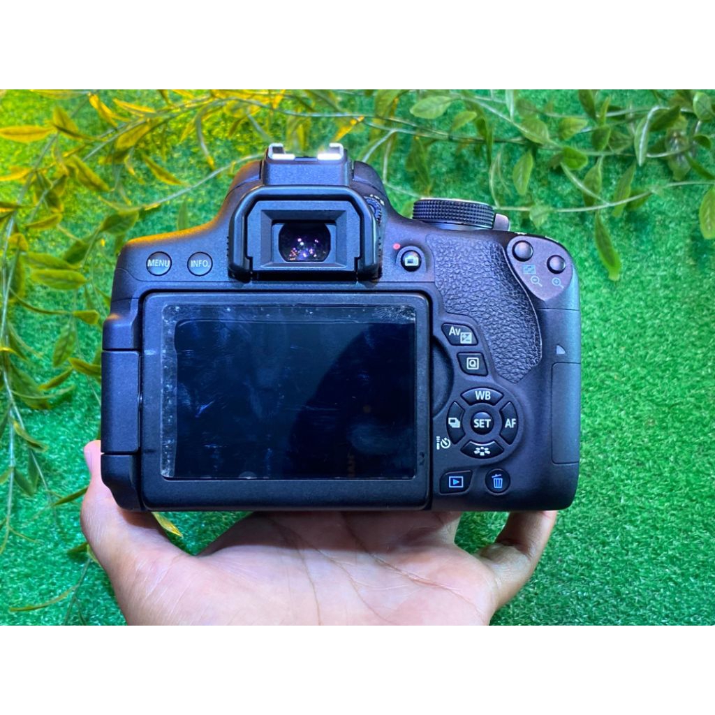 kamera Canon EOS 750D