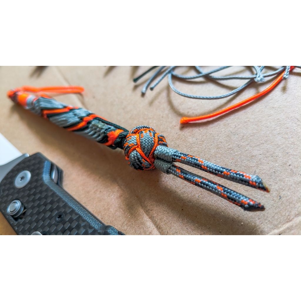 Paracord Keychain Atwood Rope Cosmic Wave handmade