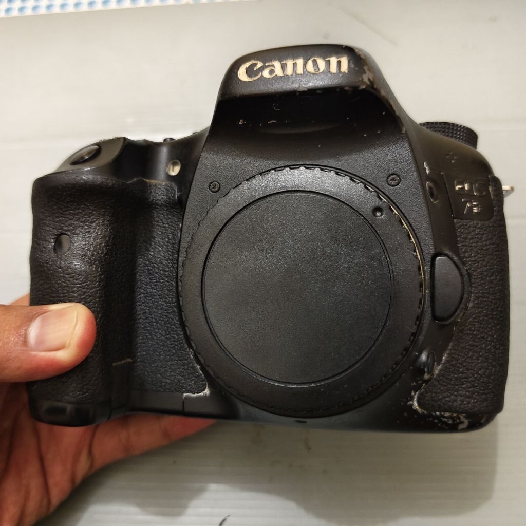 CANON 7D