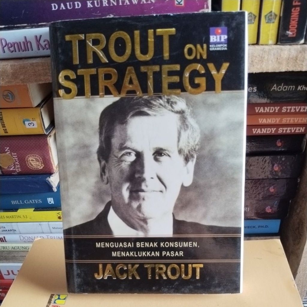 Buku original Trout on Strategy by Jack Trout