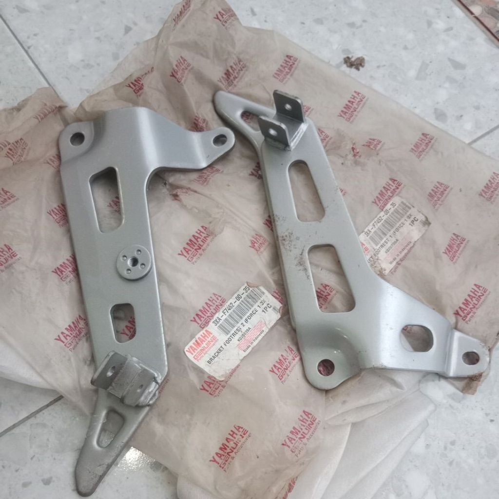 footstep belakang fizr kanan kiri  original nos