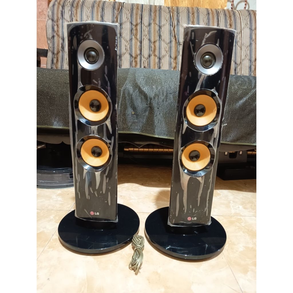 speaker pasif tower LG