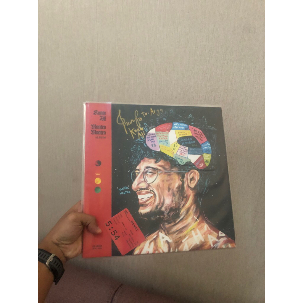 VINYL ALBUM KUNTO AJI “MANTRA MANTRA”