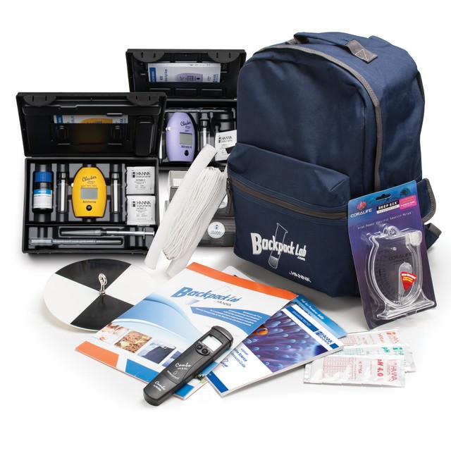 Hanna HI3899BP Backpack Lab™ Marine Science test kit; acidity (CaCO3), alkalinity (CaCO3) phenolphth