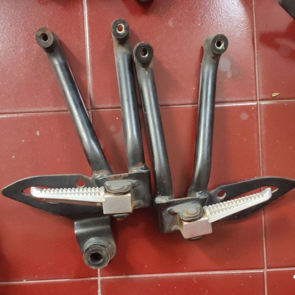 step belakang yamaha xabre r15v2 original