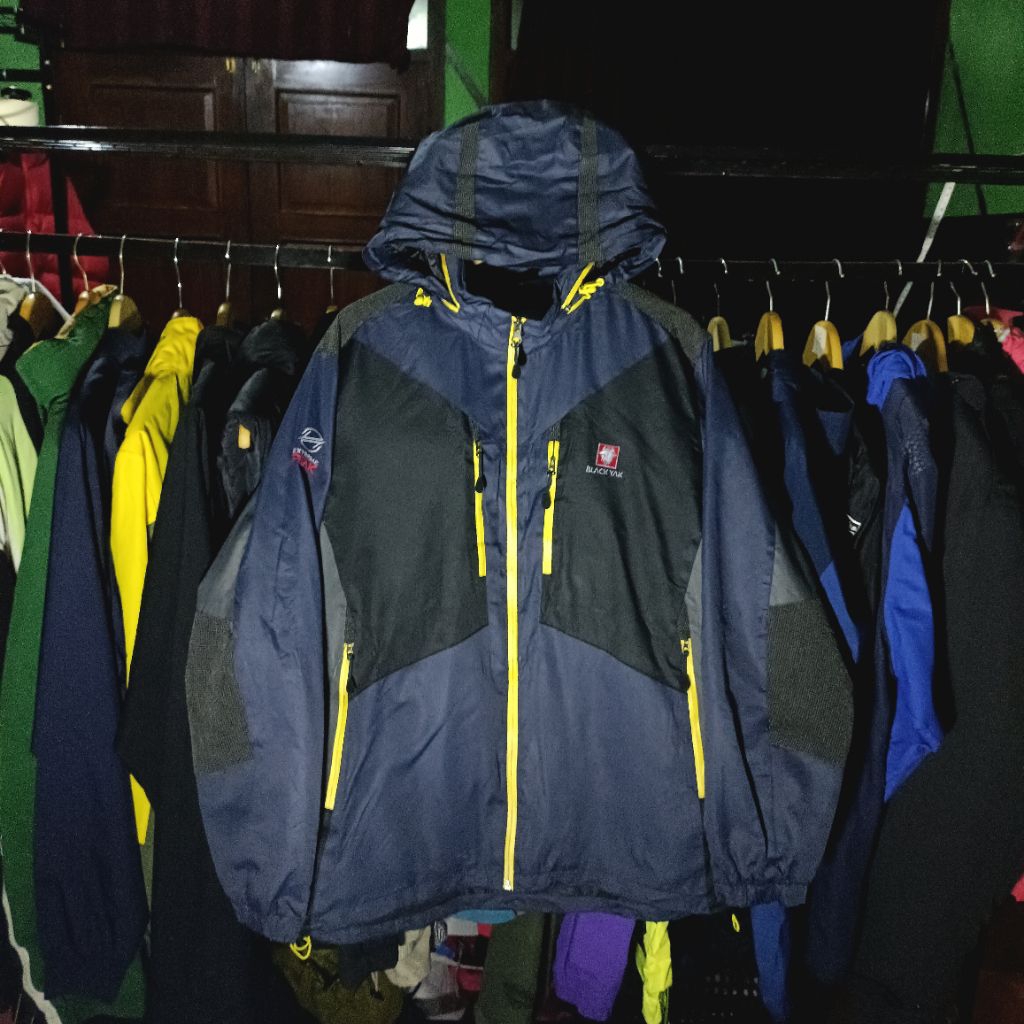 blackyak outdoor jacket XL