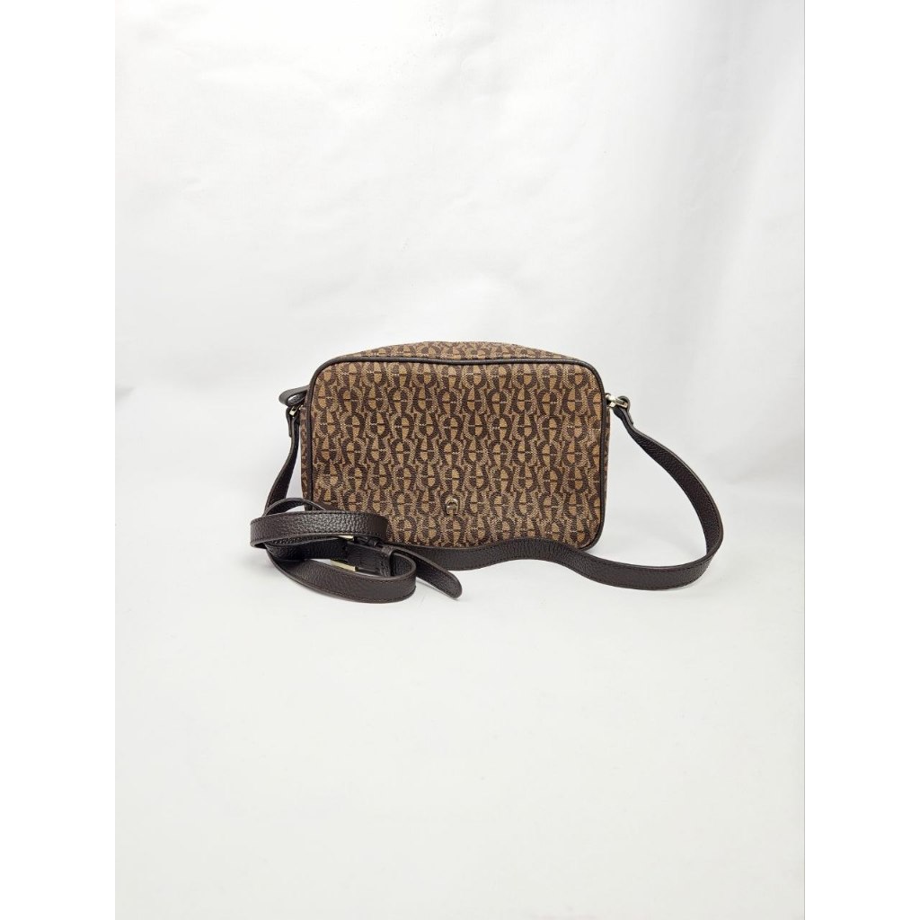 Henny Clozette PRELOVED AIGNER CAMBAG