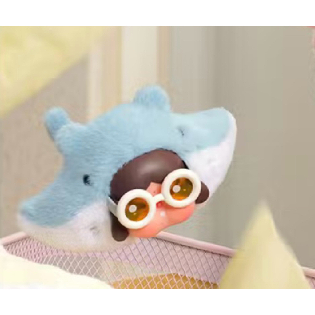 Popmart Crybaby