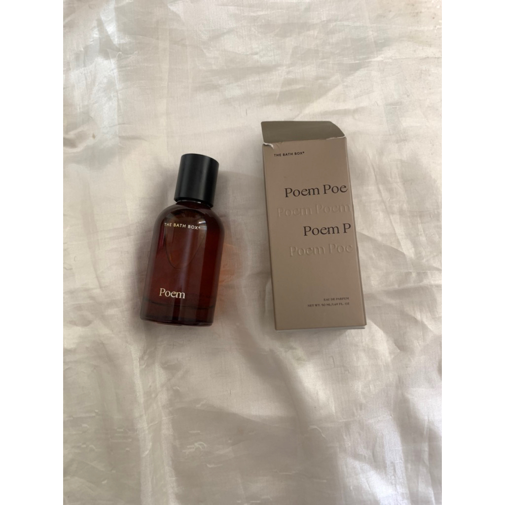 Preloved The bath box POEM 95%