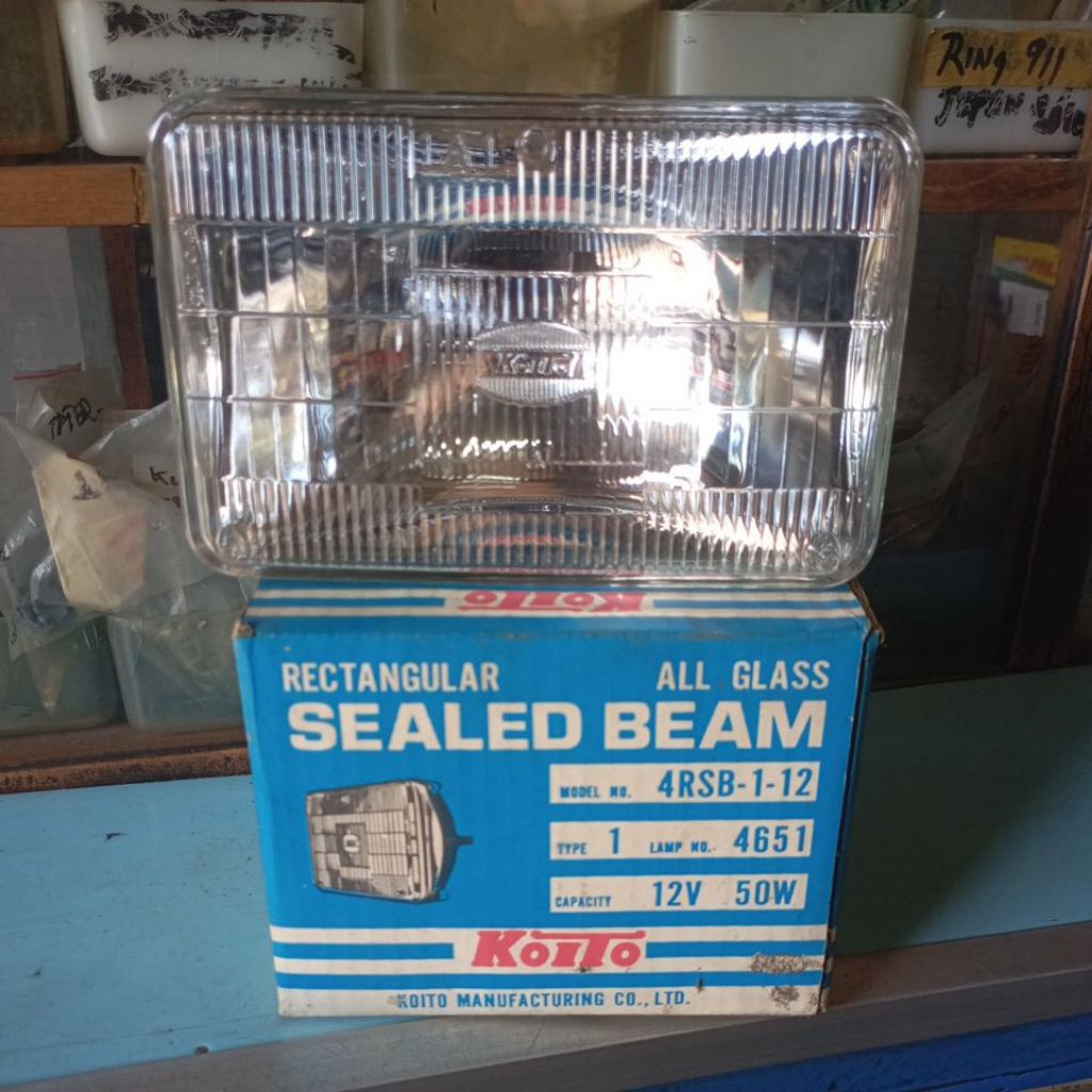 Lampu Sealed Beam Kotak KOITO 4651 4RSB-1-12