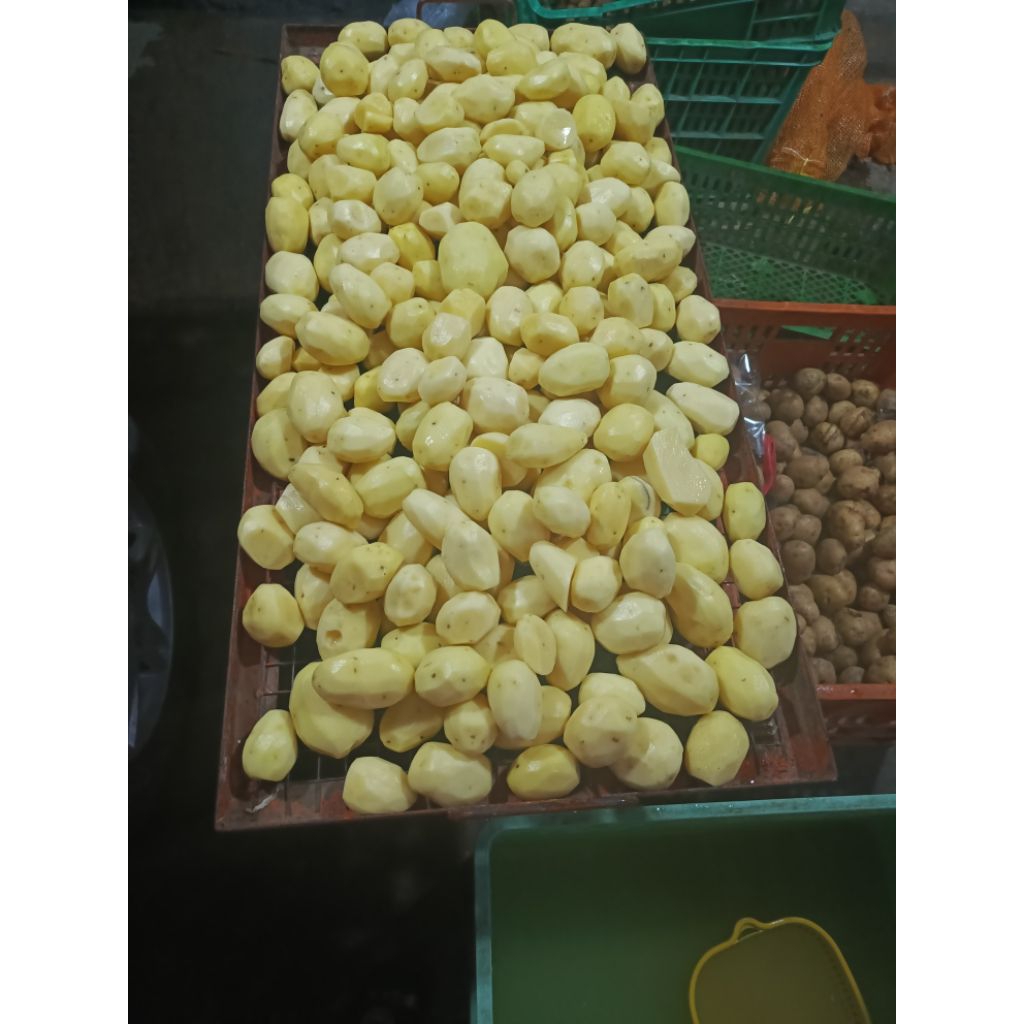 Kentang kupas