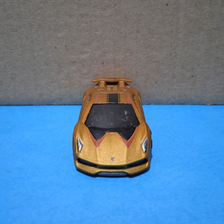 Hot Wheels Exotics 5-Pack '17 Lamborghini Sesto Elemento