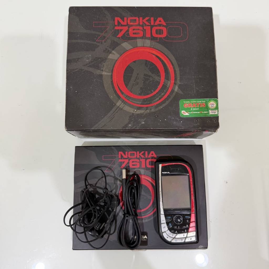 HP Nokia 7610 Jadul Bekas Second Kondisi Bisa Menyala Ada Box Charger Baterai