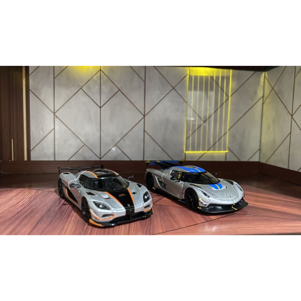 Tarmac - Koenigsegg Jesko Attack Sweedish + Koenigsegg Agera RS 1/64 - Paket 2in1