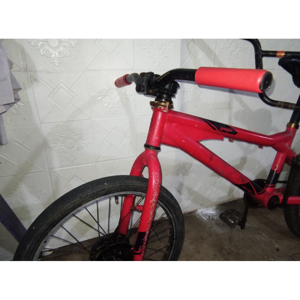 Sepeda United BMX Jumper
